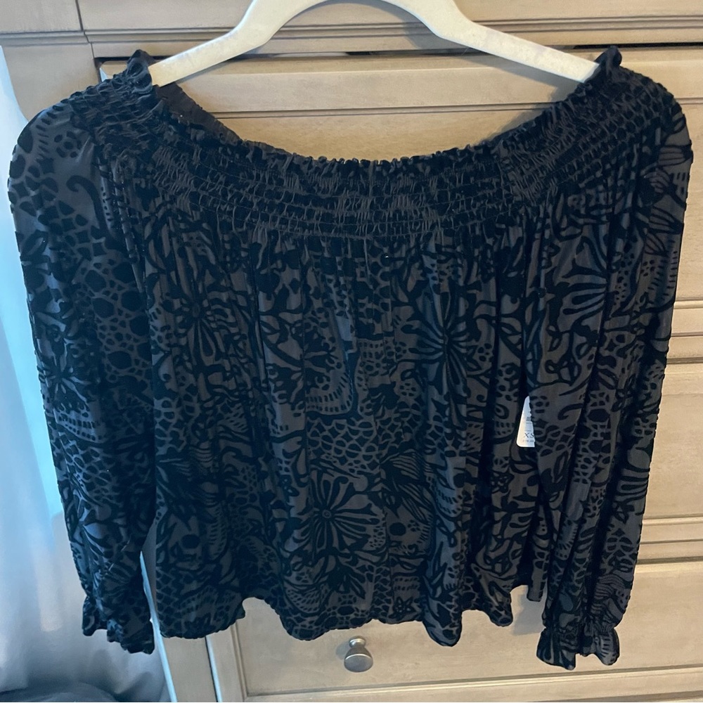Free people off the shoulder velvet top size XS